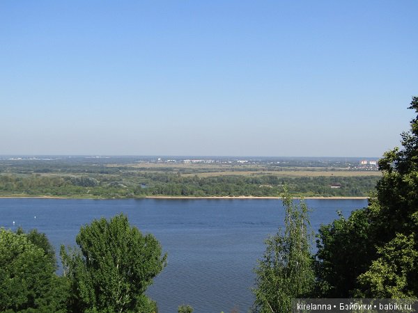 Два памятника влюблённым в небо - небольшая прогулка по Верхне-Волжской набережной
