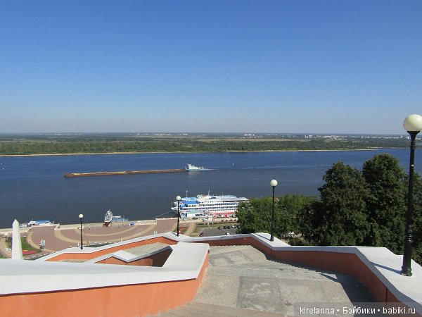 Два памятника влюблённым в небо - небольшая прогулка по Верхне-Волжской набережной