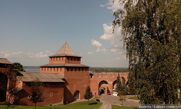 Немножко осеннего солнца и древних башен