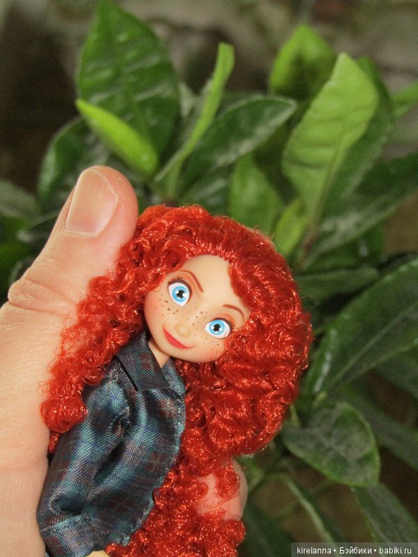 Не успели приехать, уже попали в историю