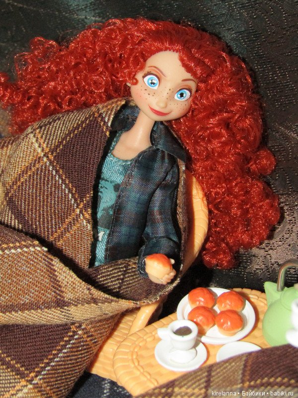 Не успели приехать, уже попали в историю