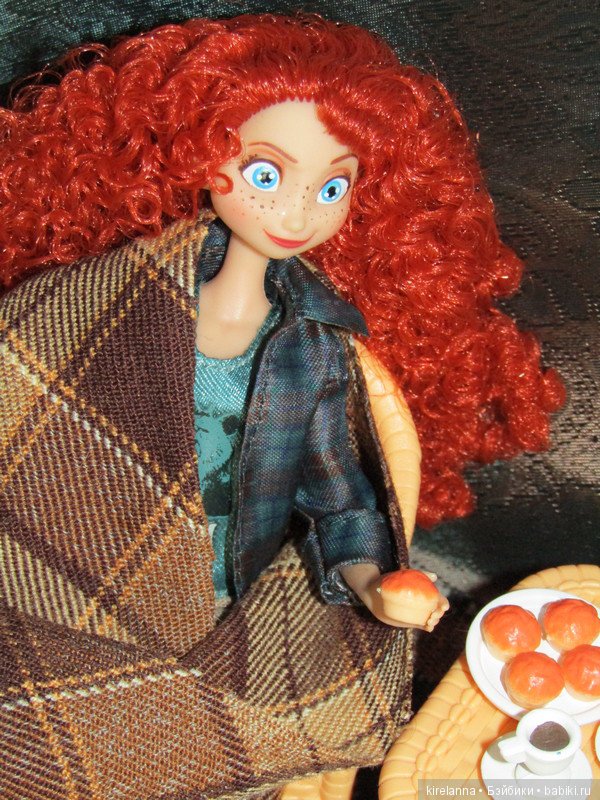 Не успели приехать, уже попали в историю