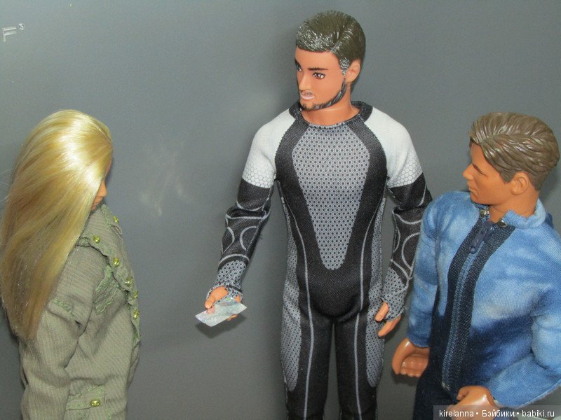 Ангел 13, глава 2 — Проба пера: рассказы