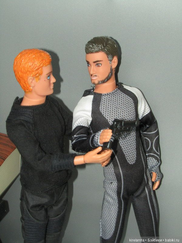 Ангел 13, глава 4 — Проба пера: рассказы