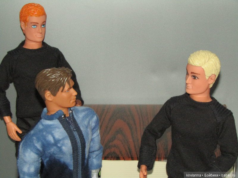 Ангел 13, глава 4 — Проба пера: рассказы