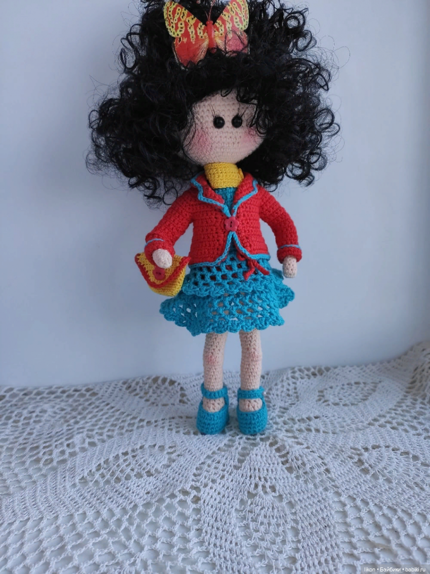 Маленькие вязаные куколки (фото 6)