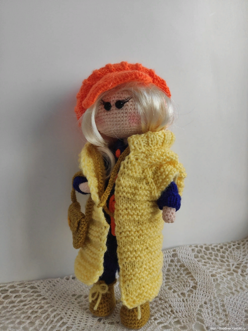 Маленькие вязаные куколки (фото 2)
