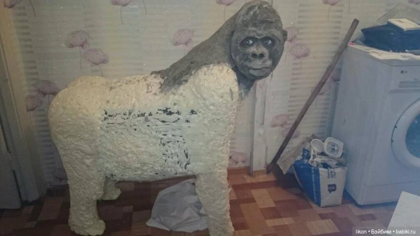 Горилла, не в зоопарке, а в моем саду