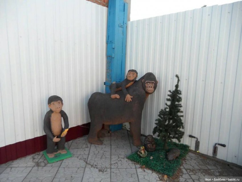 Горилла, не в зоопарке, а в моем саду (фото 4)