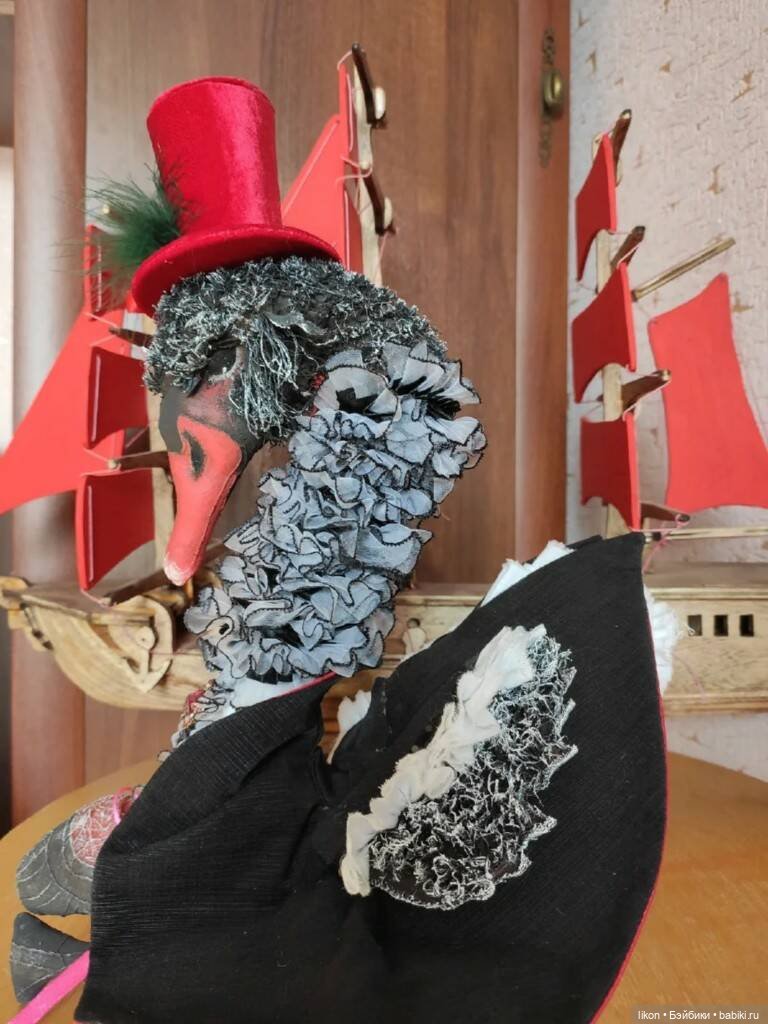 Черный лебедь. Скульптурный текстиль | Бэйбики Черный лебедь. Скульптурный текстиль (фото 5)