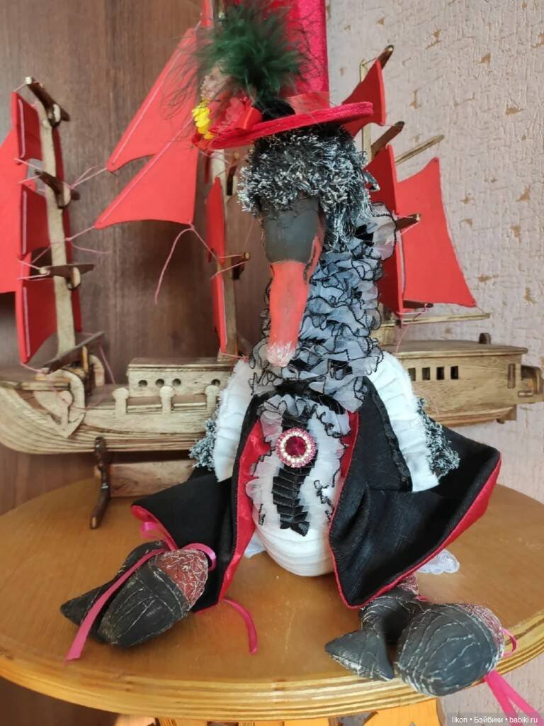 Черный лебедь. Скульптурный текстиль | Бэйбики Черный лебедь. Скульптурный текстиль (фото 4)