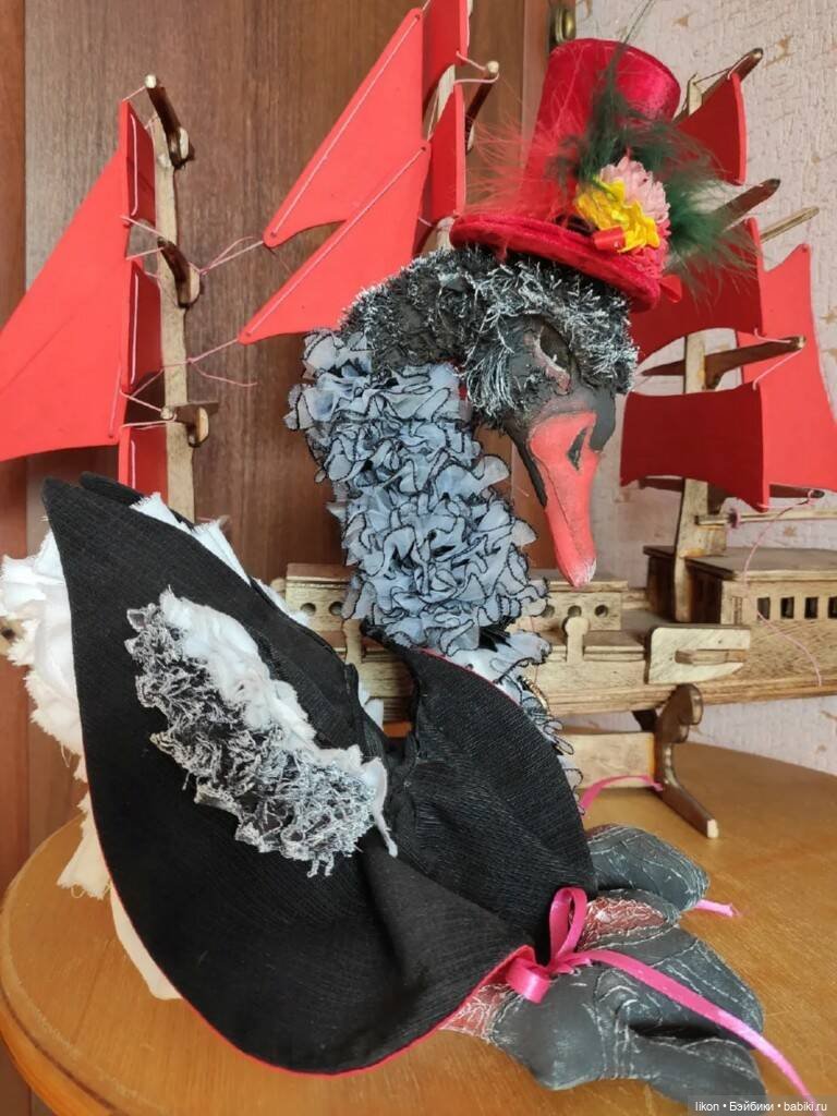 Черный лебедь. Скульптурный текстиль | Бэйбики Черный лебедь. Скульптурный текстиль (фото 6)