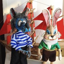 Волк из мультфильма "Ну , погоди!"