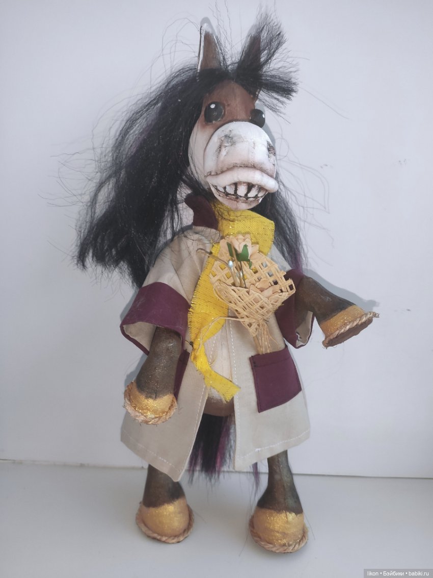 Конь в пальто. Или подготовка к Новому году