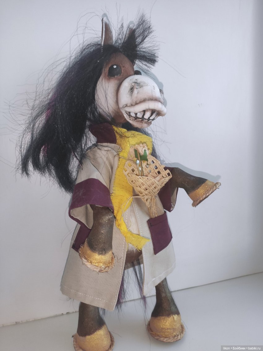 Конь в пальто. Или подготовка к Новому году