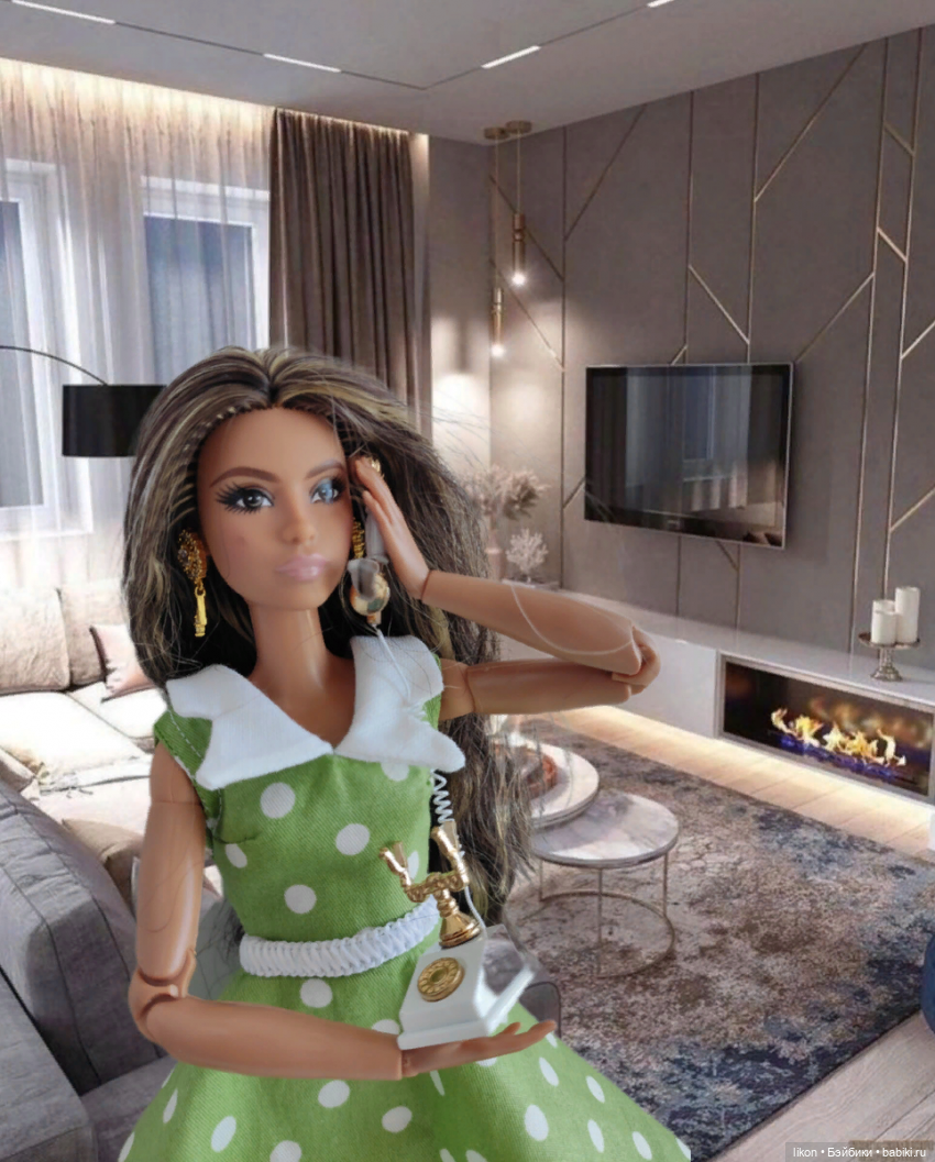 А давай сегодня будем шить костюм "Снегурочки", ведь совсем скоро Новый Год