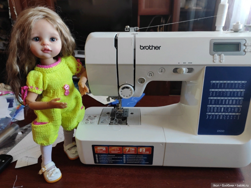 А давай сегодня будем шить костюм "Снегурочки", ведь совсем скоро Новый Год (фото 3)