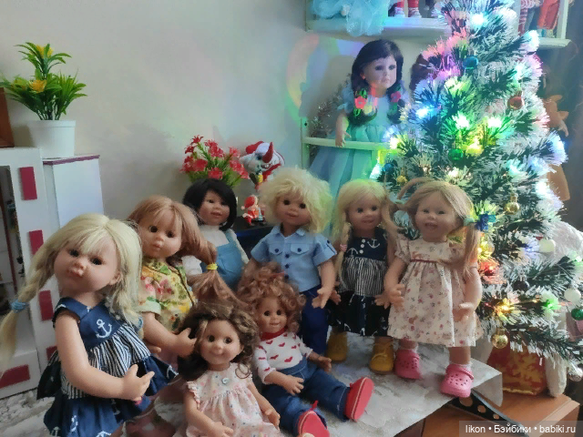 Прибрались, можно и елочку нарядить