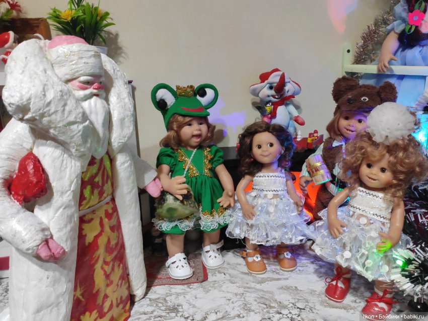 Новый год Еловой веткой снова в сказку манит нас. Скоро-скоро отсчитают стрелки свой волшебный час