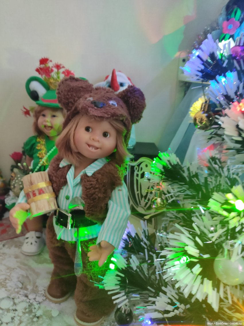 Новый год Еловой веткой снова в сказку манит нас. Скоро-скоро отсчитают стрелки свой волшебный час (фото 10)