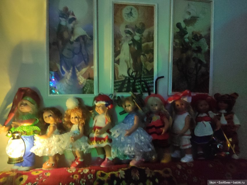 Новый год Еловой веткой снова в сказку манит нас. Скоро-скоро отсчитают стрелки свой волшебный час