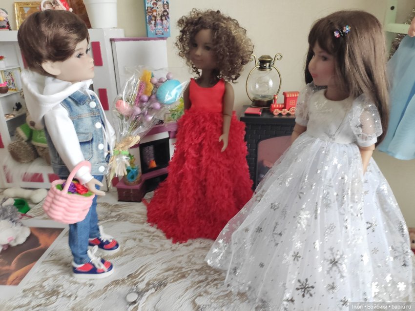 Куклы Руби Ред и 8 марта | Бэйбики Куклы Руби Ред и 8 марта — Куклы Ruby Red (Руби Ред) Fashion Friends: Siblies