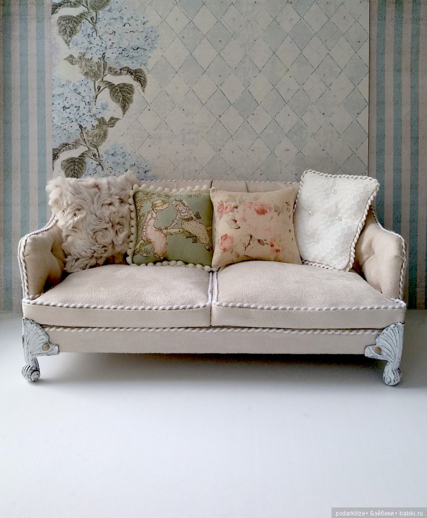 Диван с подушками — Мебель для кукол и домиков: фото (фото 4)