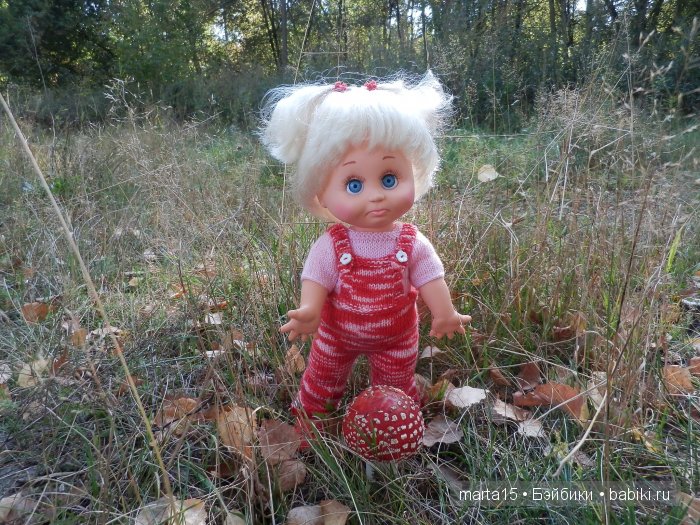 Ходит осень в нашем парке, Дарит осень всем подарки)) Сестрички фейсинки (Galoob Baby Face) на прогулке