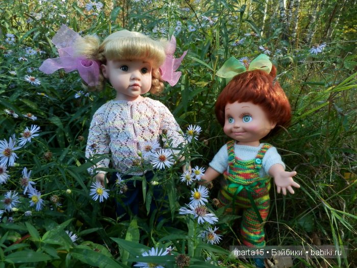 Ходит осень в нашем парке, Дарит осень всем подарки)) Сестрички фейсинки (Galoob Baby Face) на прогулке