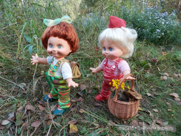 Ходит осень в нашем парке, Дарит осень всем подарки)) Сестрички фейсинки (Galoob Baby Face) на прогулке