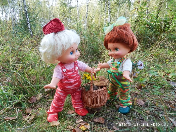 Ходит осень в нашем парке, Дарит осень всем подарки)) Сестрички фейсинки (Galoob Baby Face) на прогулке