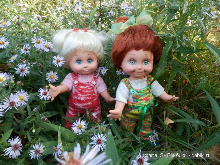 Ходит осень в нашем парке, Дарит осень всем подарки)) Сестрички фейсинки (Galoob Baby Face) на прогулке (фото 9)