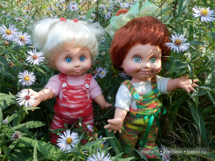 Ходит осень в нашем парке, Дарит осень всем подарки)) Сестрички фейсинки (Galoob Baby Face) на прогулке