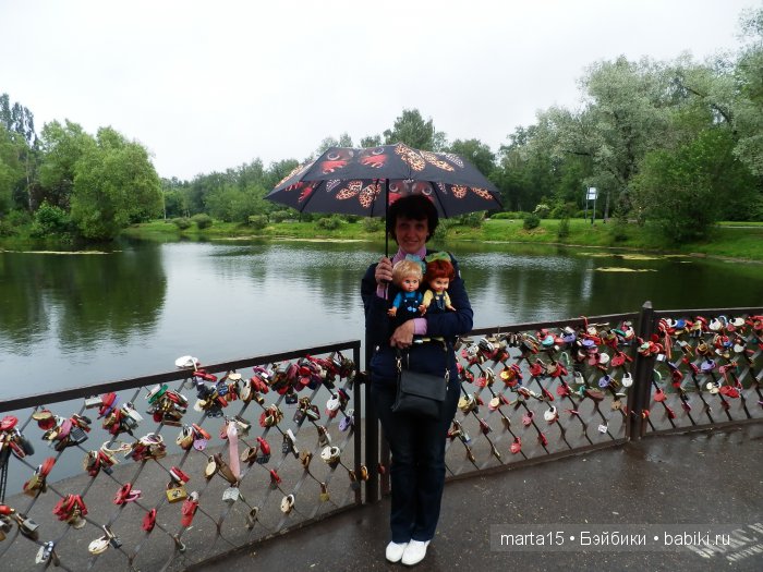 ВСЁ-ТАКИ ЛЕТО!!! Маленький летний фоторепортаж. Подружки Шерри и Синтия Galoob Baby Facе на прогулке (фото 10)