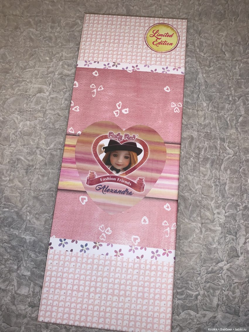 Alexandra RubyRedFashionFriends 2021 special edition