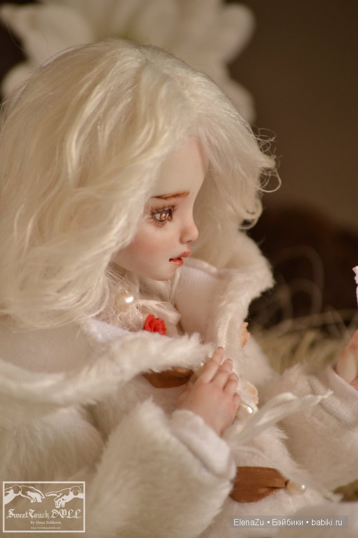 На этот раз - Зайка. Шарнирная фарфоровая кукла (фото 4)