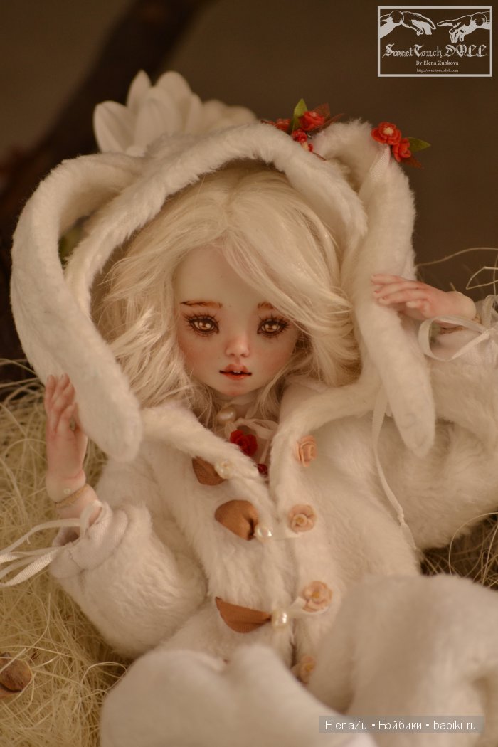 На этот раз - Зайка. Шарнирная фарфоровая кукла (фото 3)