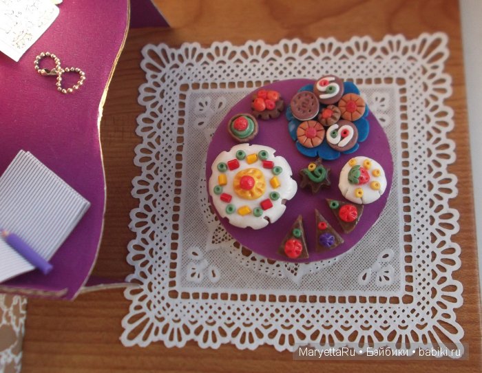 Малыши обитсу: Элиза и Элиас (фото 4)