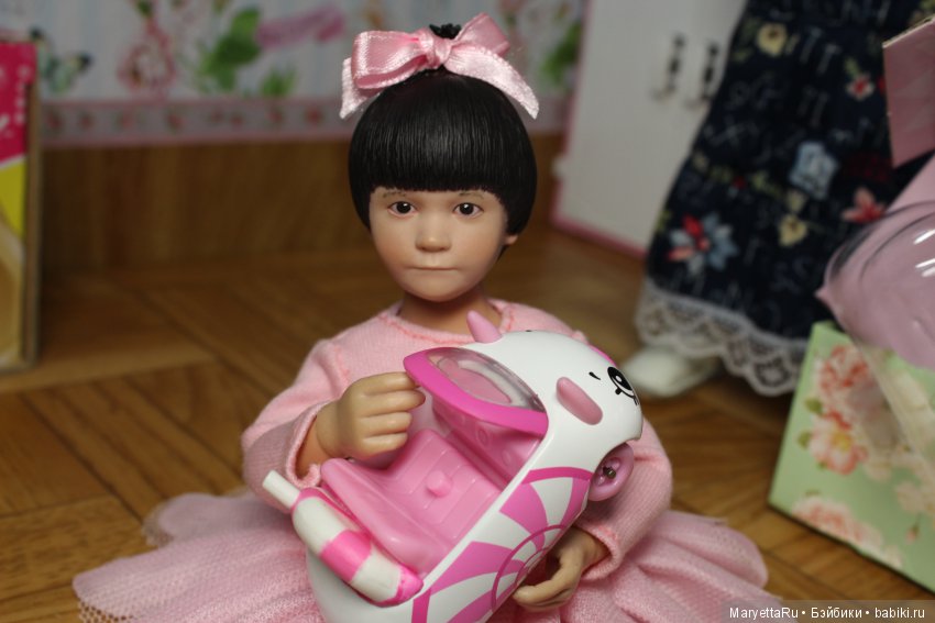 Какой подарок выберет 2-летняя дочка