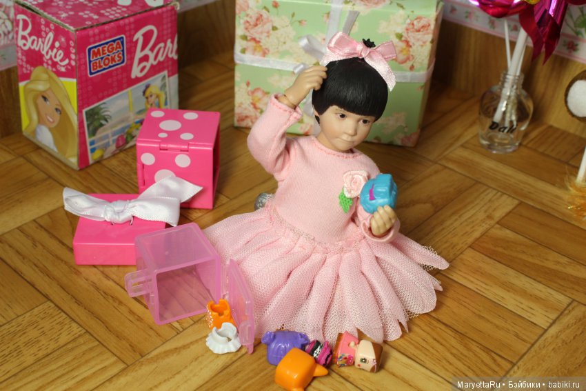 Какой подарок выберет 2-летняя дочка