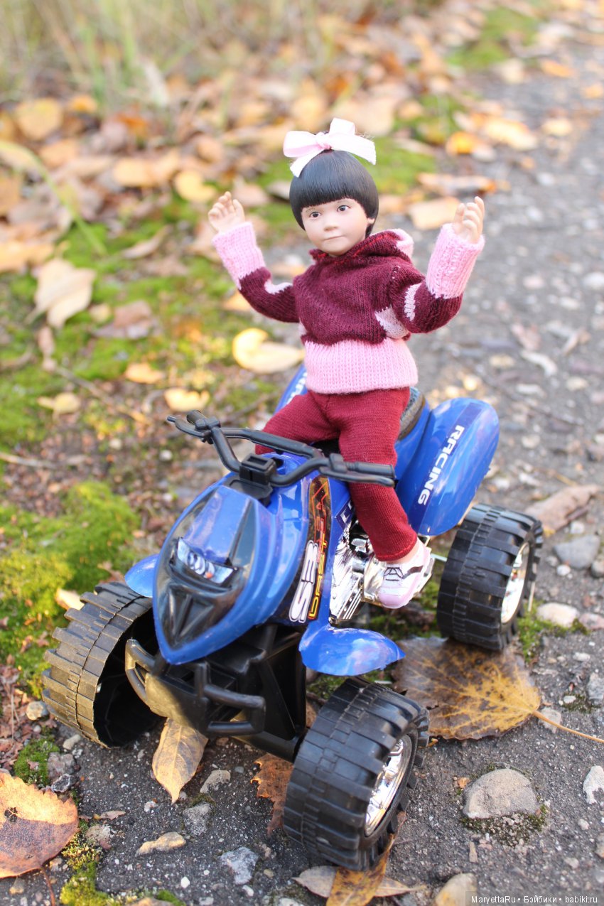 Мелоди и велосипеды — Экшн