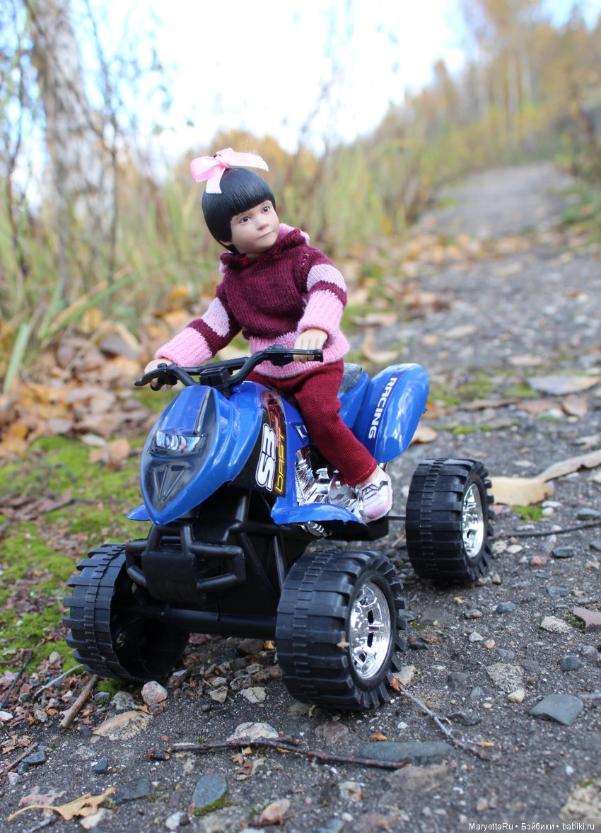 Мелоди и велосипеды — Экшн