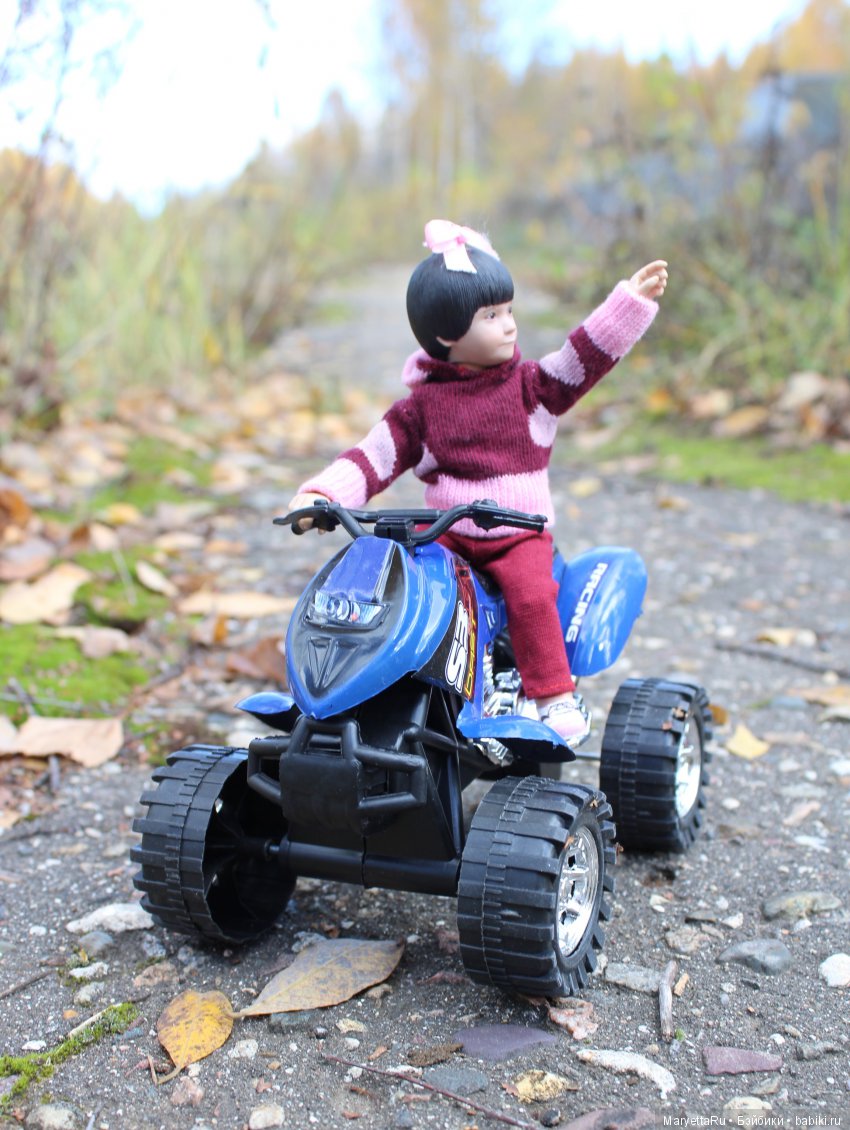 Мелоди и велосипеды — Экшн