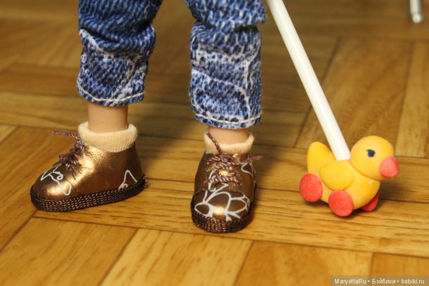 Концепция обуви для Lakor baby 1/6 от Worldbox