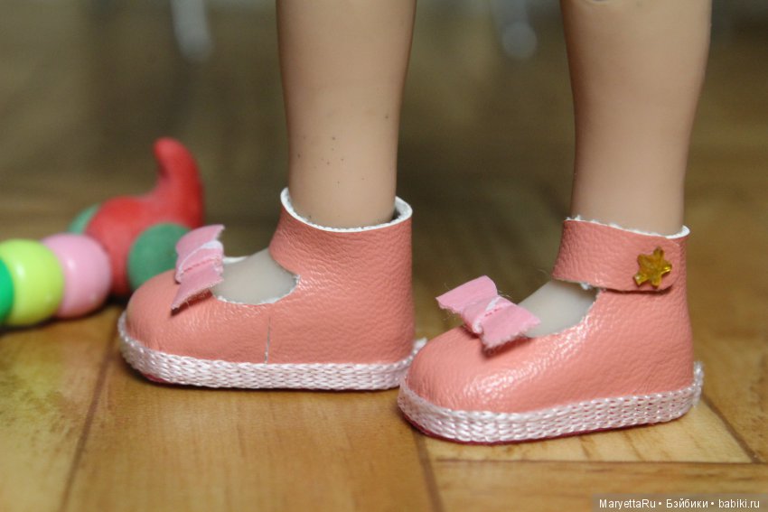 Концепция обуви для Lakor baby 1/6 от Worldbox