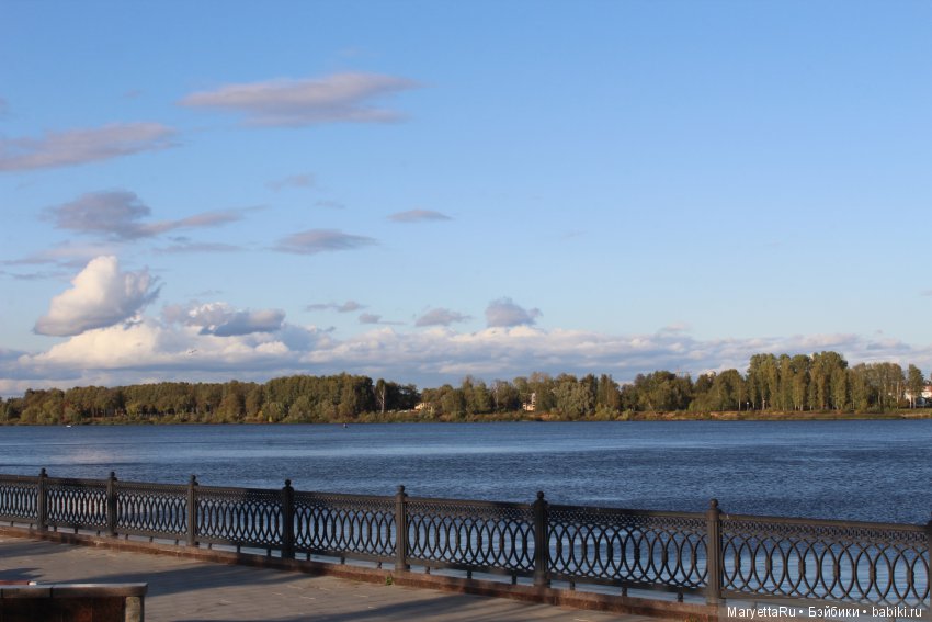 Теория четырёх радуг — Кукольные фотоистории и сериалы: комиксы