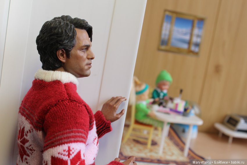 Дед Мороз и эльфы. Книжная мастерская