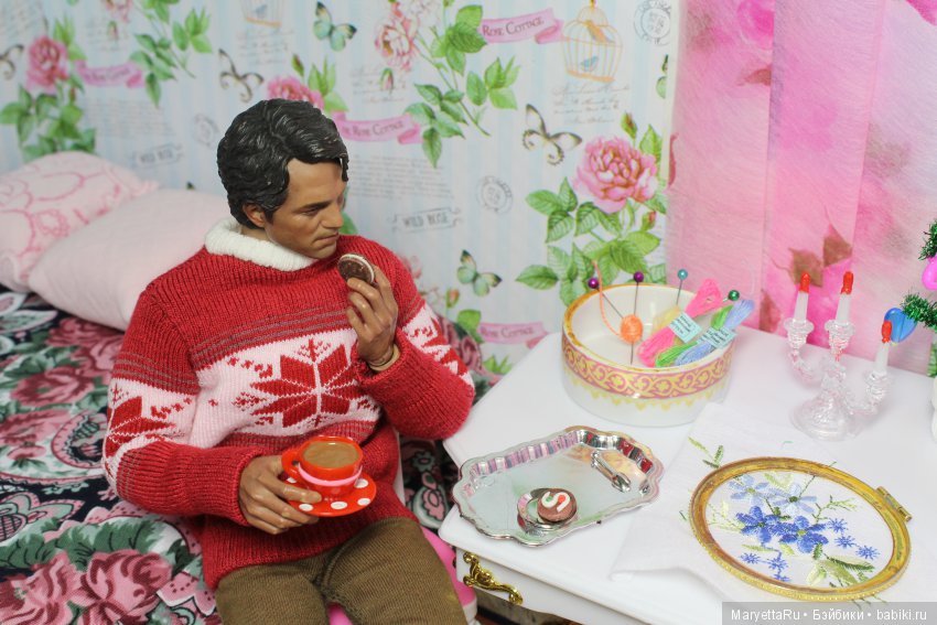 Дед Мороз и эльфы. Колёсный цех