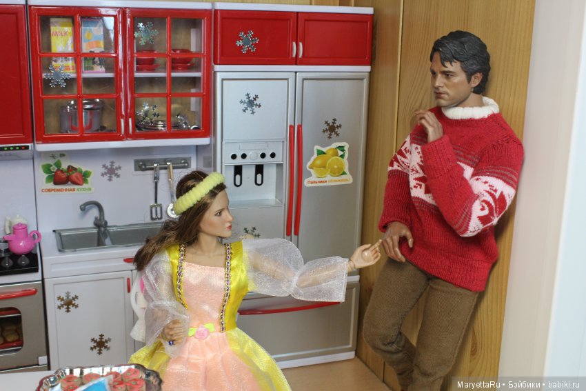 Дед Мороз и эльфы. Кондитерский цех