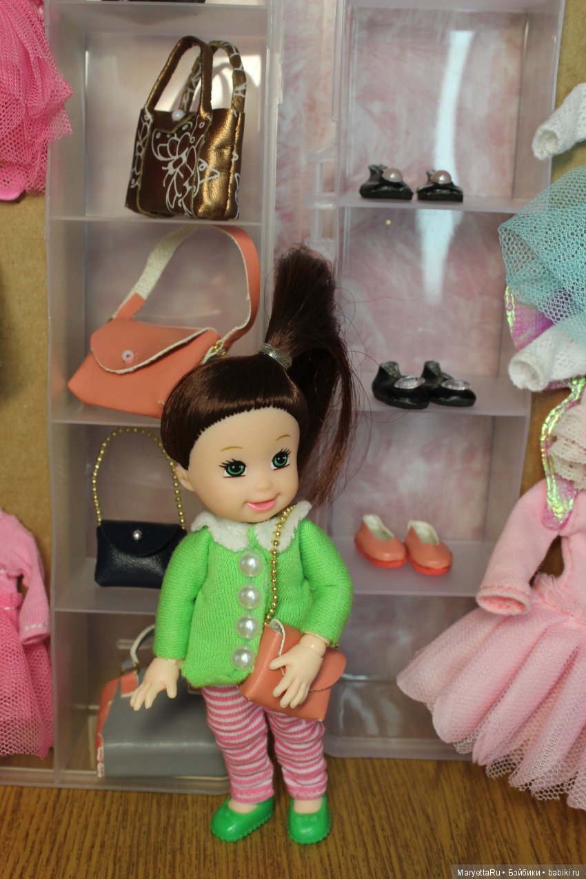 Дед Мороз и эльфы. Швейный цех